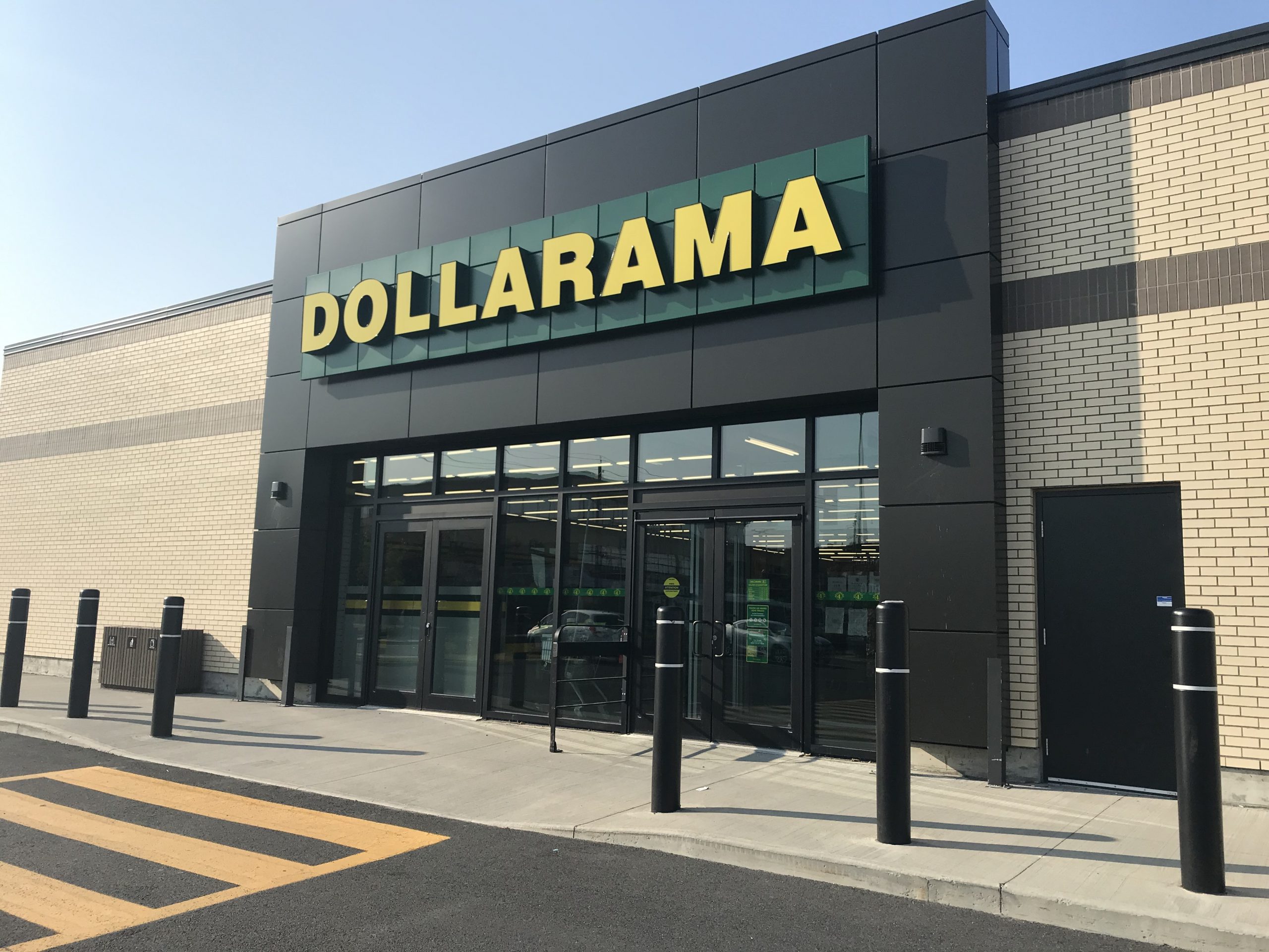 Début de plus de 300 succursales Dollarama MMI